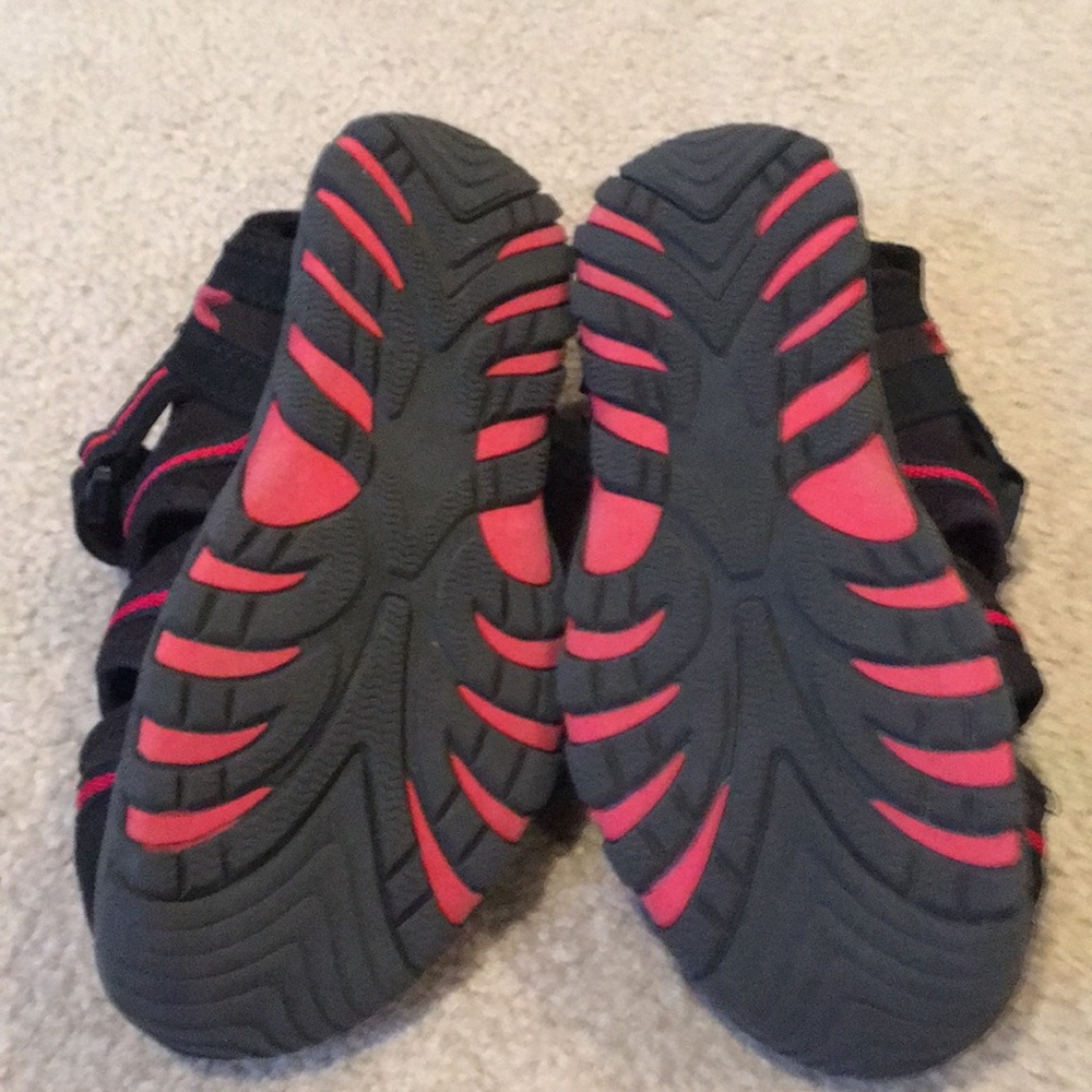 Boys sandals-Never Worn